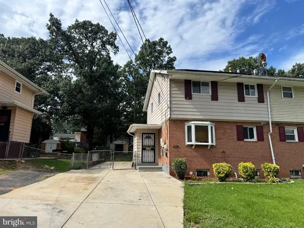 810 Booker Dr, Capitol Heights, MD 20743