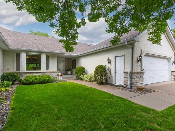 9974 Old Wagon Trl, Eden Prairie, MN 55347