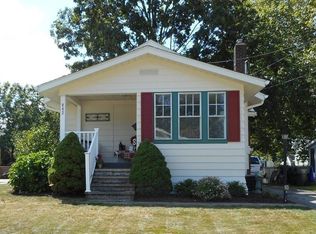 842 Curtis Ave, Cuyahoga Falls, OH 44221