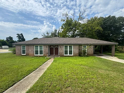 477 Kensington Rd Photo 1