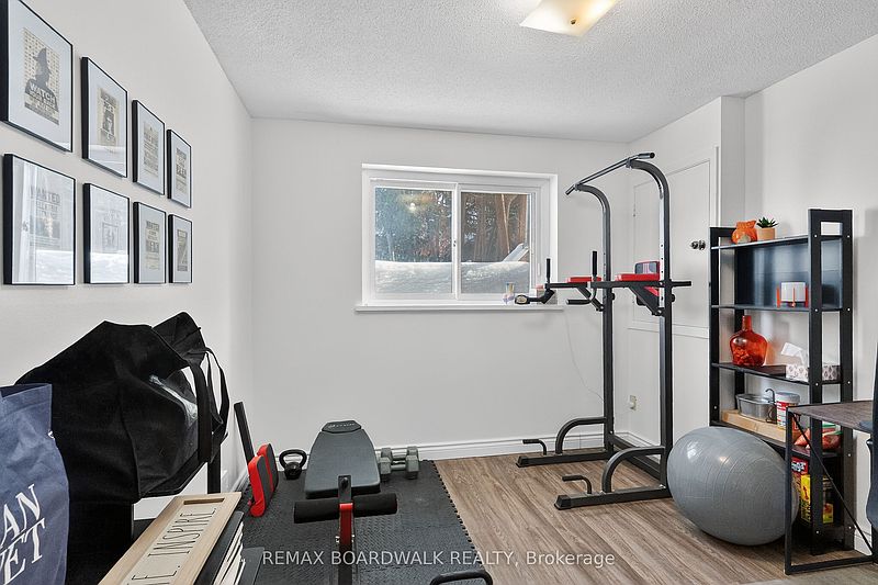 Ottawa House for rent - 4 Bedrooms — photo 20