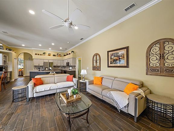 4th image of 21613 Belhaven Way