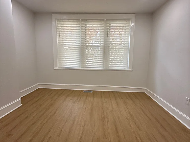 1322 S 57th St — Photo 17
