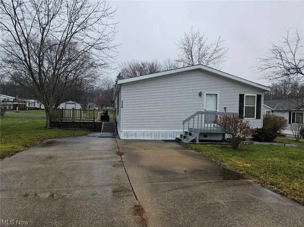 10039 State Route 700 Lot 114, Mantua, OH 44255