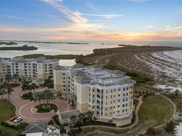 800 COLLANY ROAD #302, ST PETERSBURG, FL 33715