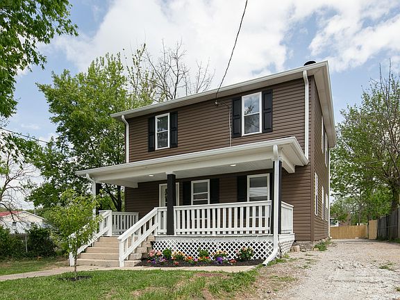 2nd image of 131 Arceme Ave