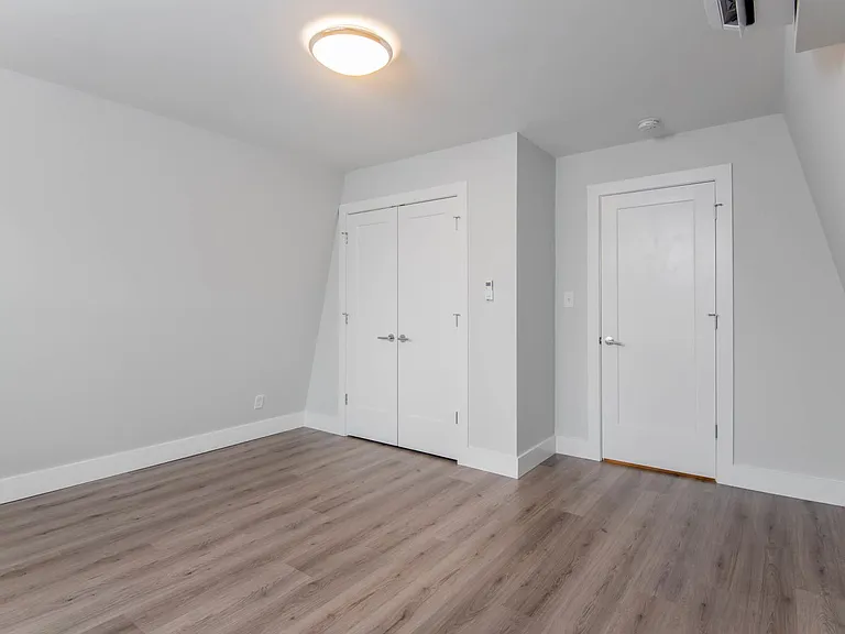4 Unaka Ave #2 — Photo 13