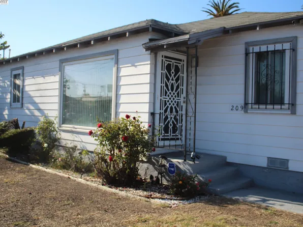 209 Cairo Rd, Oakland, CA 94603