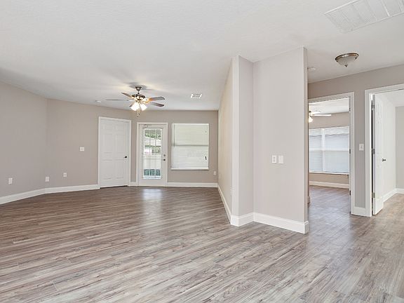 5th image of 2449 Marshall Ave