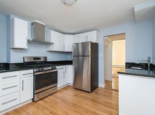35 Harding St #2, Cambridge, MA 02141