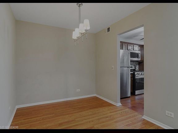 5th image of 105 Burr Oak Ln Unit D2