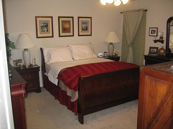 Master bedroom 2