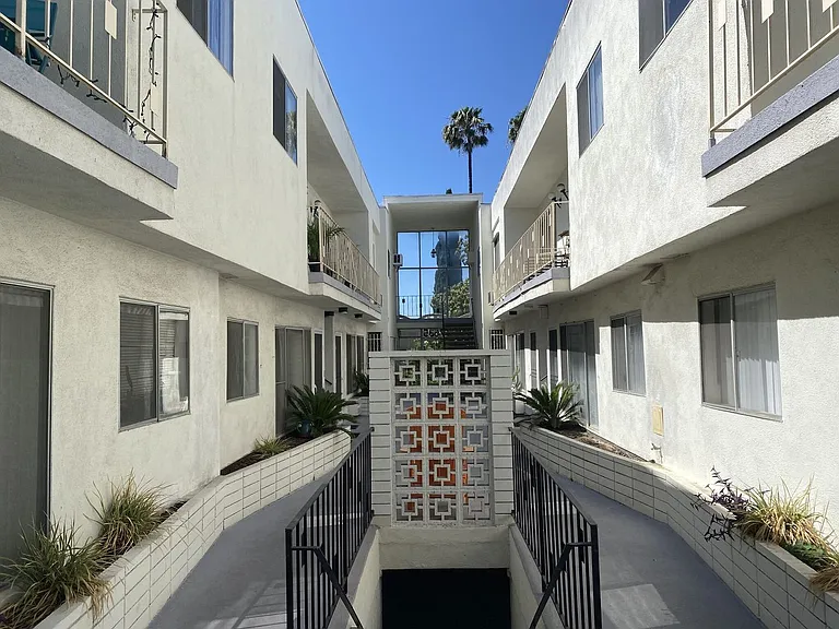 Hampton Ave, LLC - Hampton — Photo 21