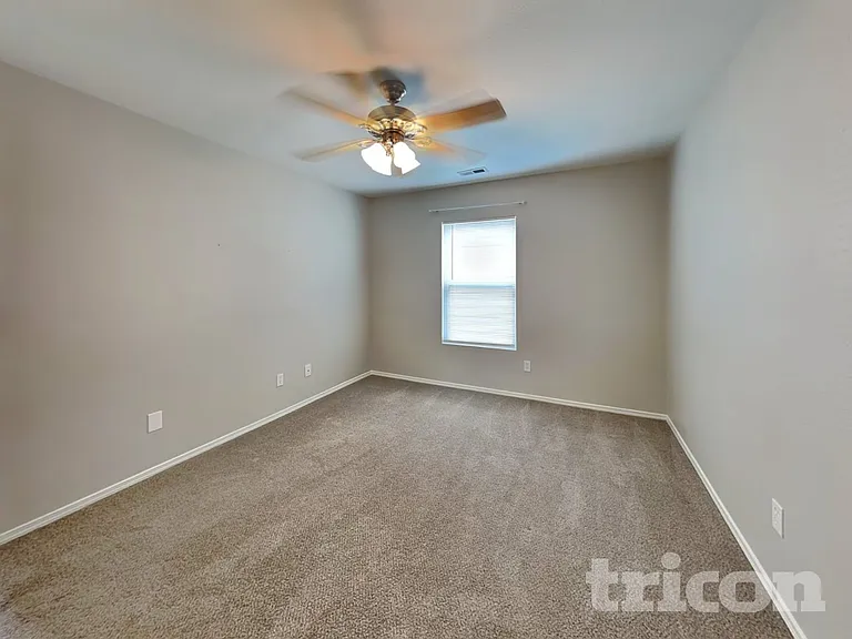 969 Willow Creek Dr — Photo 15