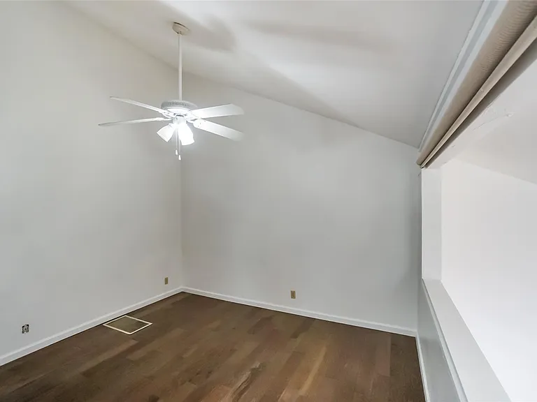 1122 Hollow Creek Dr #1 — Photo 11