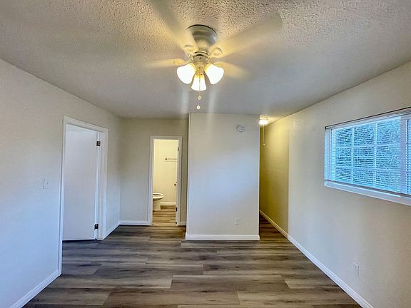 4th image of 15865 Vanowen St APT 11