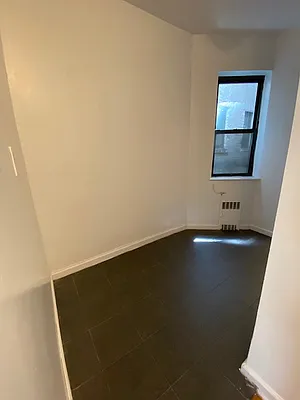 Rented by Bond New York | media 3