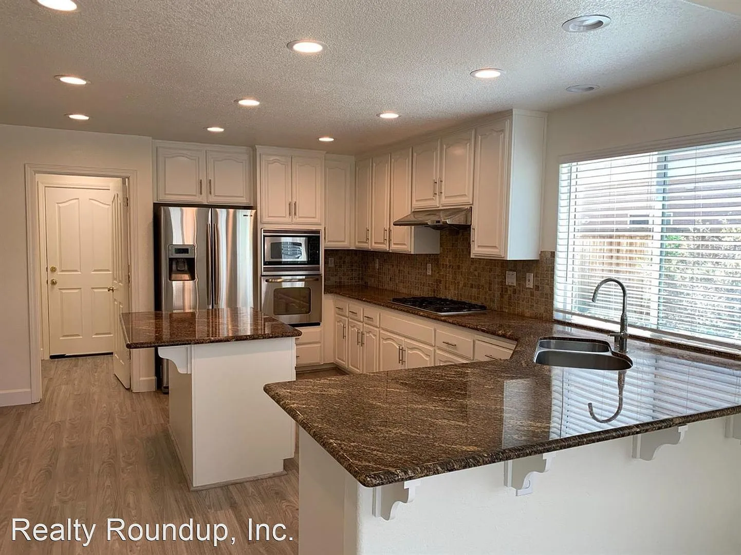 3479 Marsh Creek Way photo 1