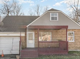 1215 W Galbraith Rd, Cincinnati, OH 45231