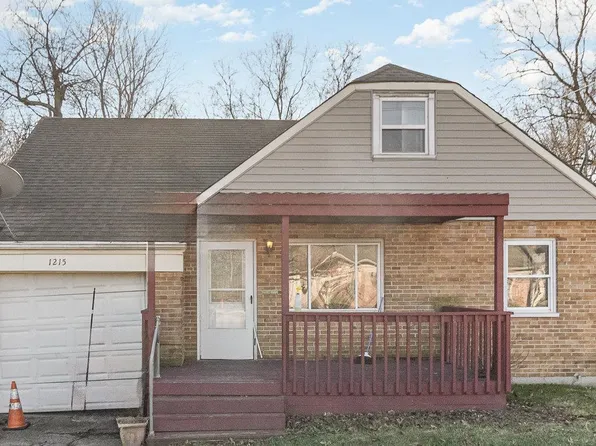 1215 W Galbraith Rd, Cincinnati, OH 45231
