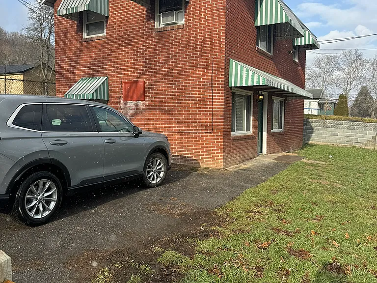12611 Bedford Rd NE #1 — Photo 1
