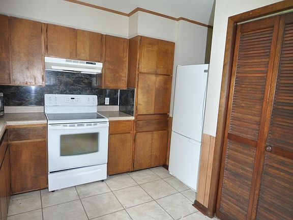 2nd image of 1714 Oak Hill Dr #2B-1BA