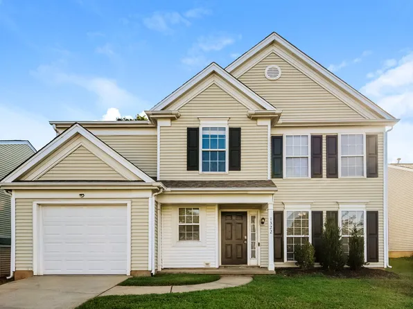 1322 Rumstone Ln, Charlotte, NC 28262
