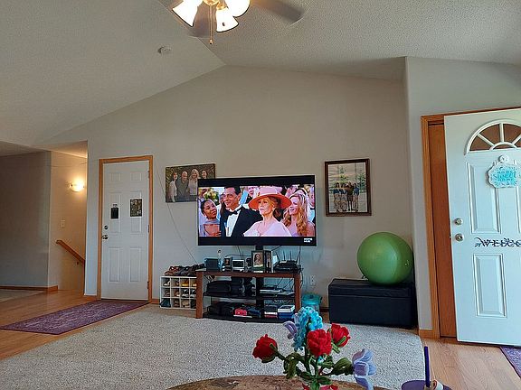 Entrances & Vaulted Ceiling