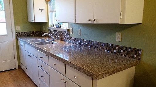 4th image of 206 W Barker St