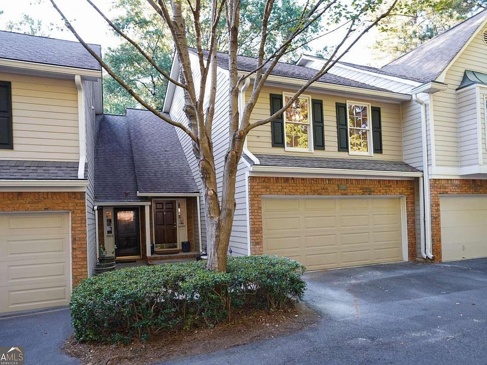 1st image of 2890 Woodruff Dr SE