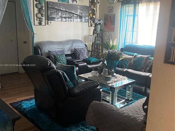 3rd image of 4413 Treehouse Ln APT 23A