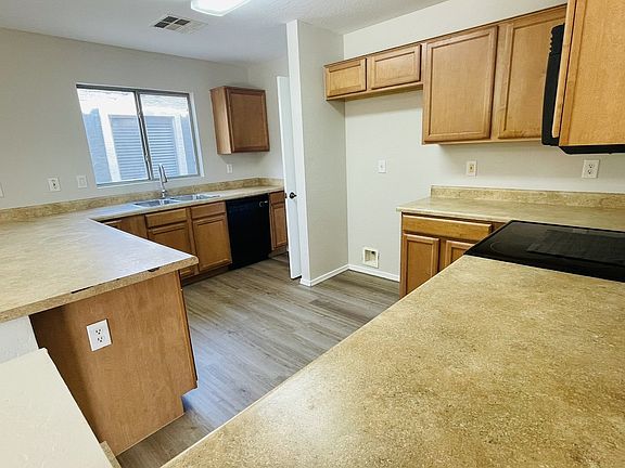 3rd image of 37154 W Amalfi Ave