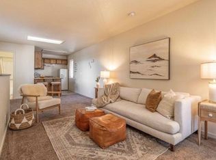 926 Angeles Blvd, Big Bear City, CA 92314