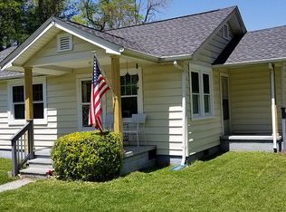325 Spring St, Hendersonville, NC 28739