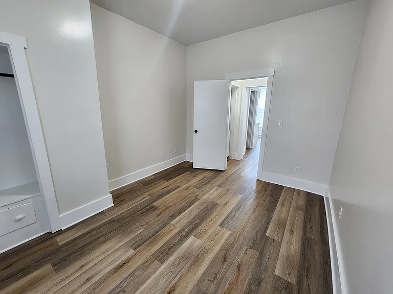 521 Forest Ave #521 — Photo 19