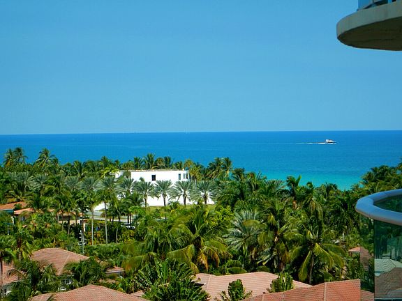2nd image of 19370 Collins Ave APT 924