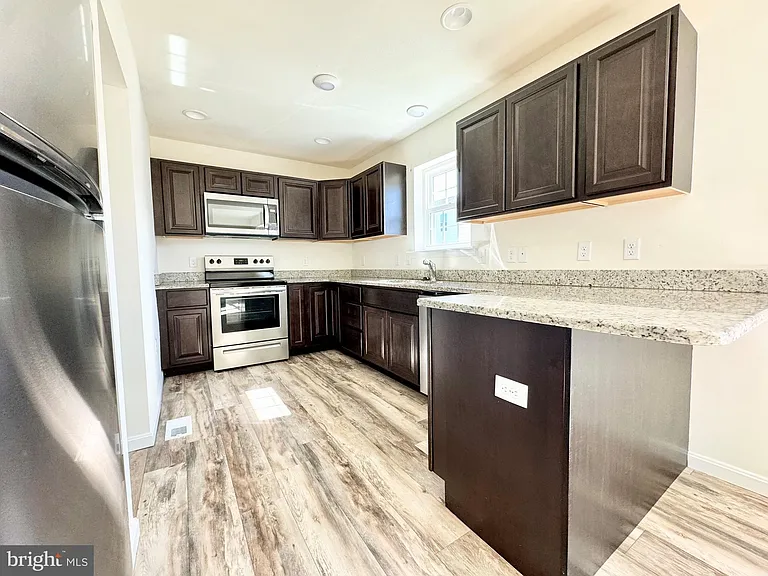 76 Filbert Dr — Photo 12