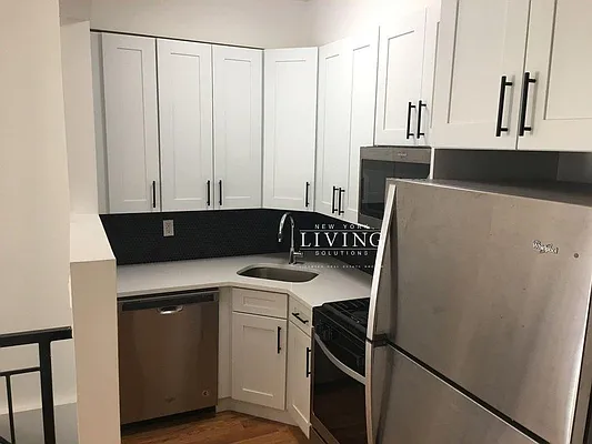 Rented by NY Living Solutions | media 11