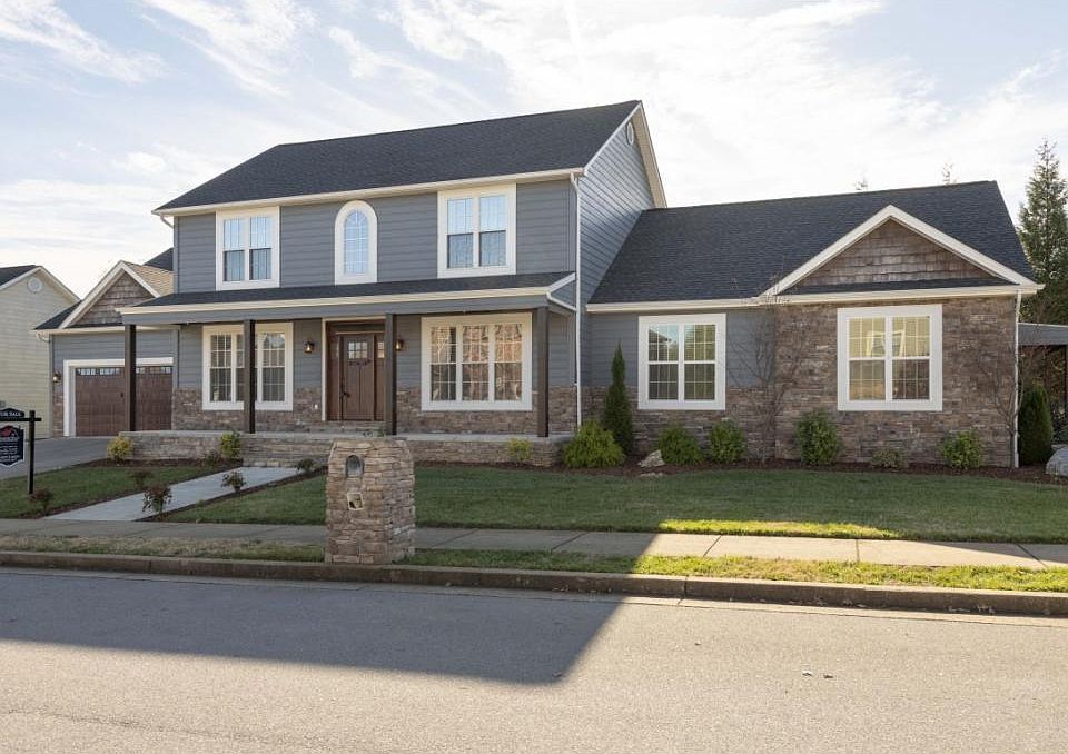 1st image of 107 Saint Marys Ct