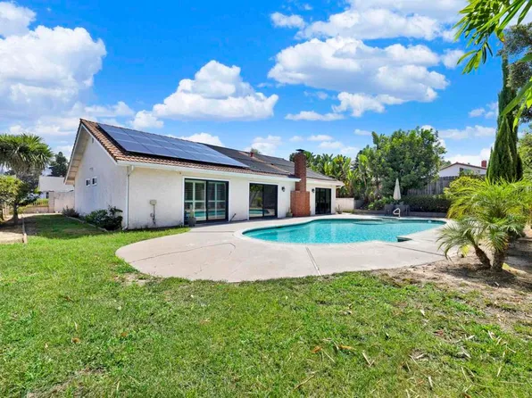 7701 Garboso Pl, Carlsbad, CA 92009