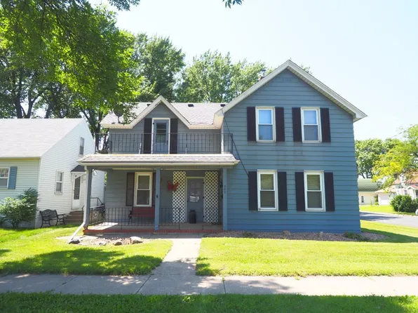 300 S Elm St, Waconia, MN 55387