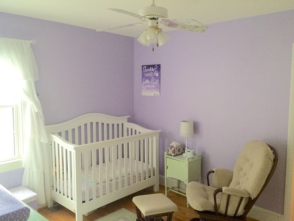 1st image of 410 Chapman St