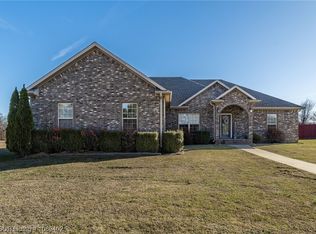 2406 N Mountain Grove Rd, Alma, AR 72921