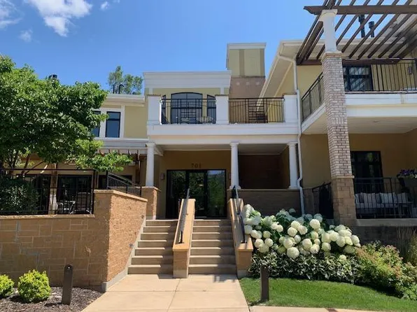 701 Linden St Unit 207, Mendota Heights, MN 55118