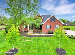 3702 Sumerlin Dr, Buckner, KY 40010