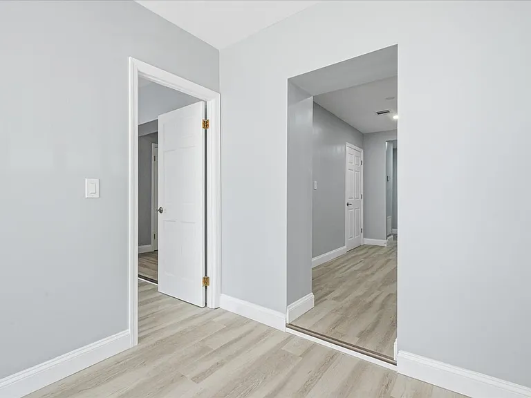 10842 64th Ave #2 — Photo 15