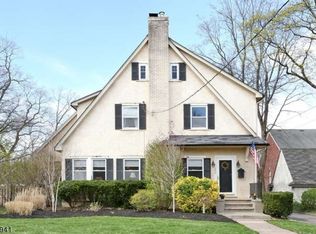 254 Pearsall Ave, Ridgewood, NJ 07450