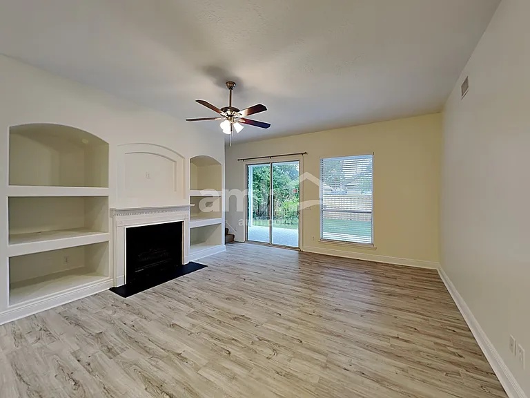 629 Battlegate Ln — Photo 6