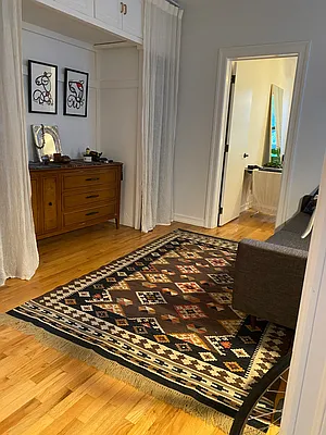 Rented by Nooklyn NYC LLC | media 23