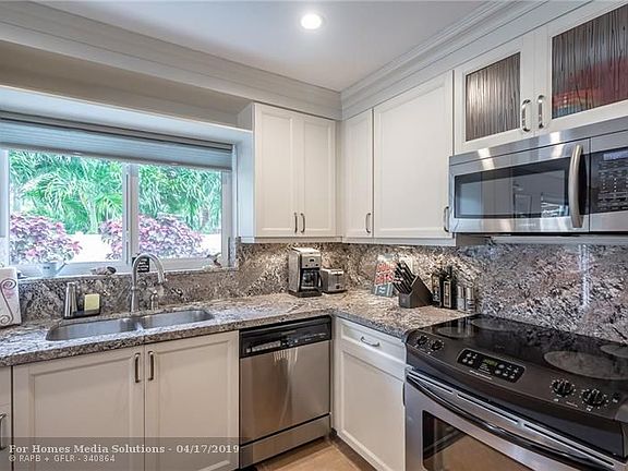 5th image of 1815 NE 34th St